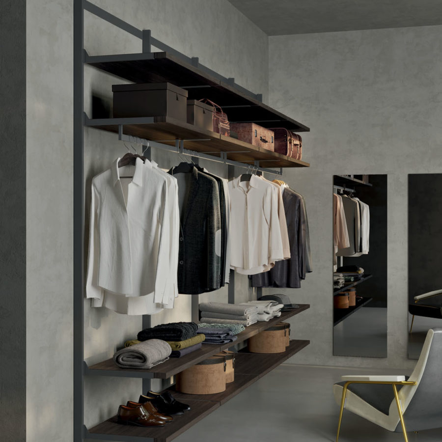 Naked walk-in closet Orme
